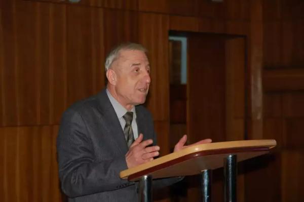 Очолював &laquo;Чернівціводоканал&raquo;: Олександр Шумейко відзначає 75-річчя