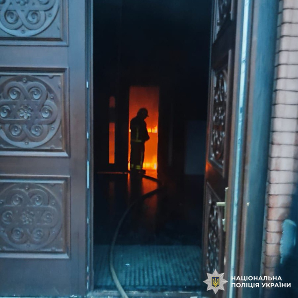 Поліціянти затримали чоловіка, який вчинив підпал у приміщенні Садгірської синагоги » ТВА Поліціянти затримали чоловіка, який вчинив підпал у приміщенні Садгірської синагоги » ТВА