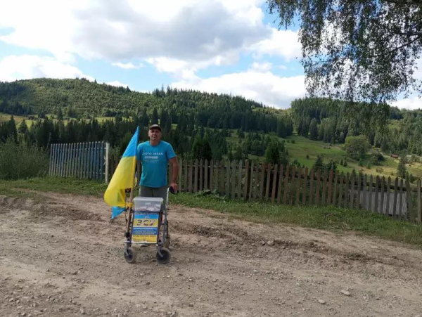 Буковинського волонтера Валерія Манарху нагородили орденом “За заслуги” ІІІ ступеня » ТВА