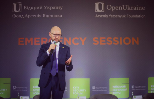 Яценюк: бомбардування енергетики — воєнний злочин, мета — зупинити постачання далекобійної зброї » ТВА Яценюк: бомбардування енергетики — воєнний злочин, мета — зупинити постачання далекобійної зброї » ТВА