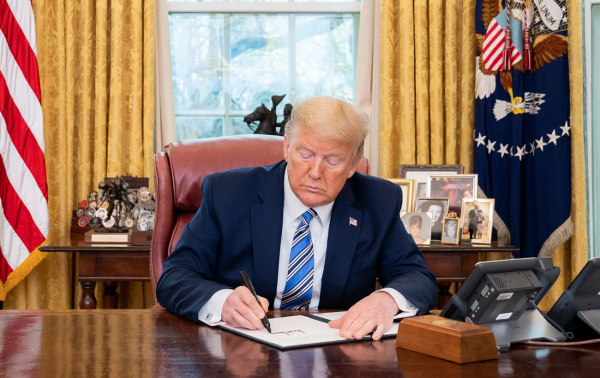 Трамп підписав оборонний бюджет США із $800 млн для України » ТВА